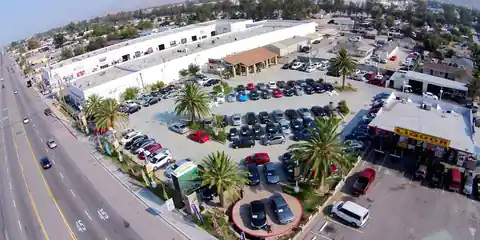 Unique Auto Center in Bloomington