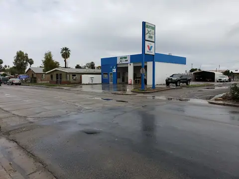 Blythe Express Lube near Blythe