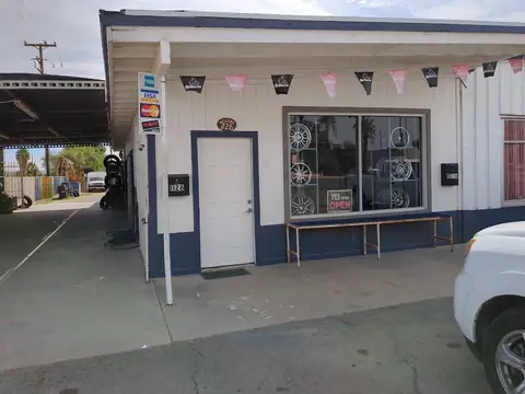 Joe's Tires near Blythe