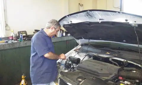 Manny's Quality Auto Repair in Harbor City