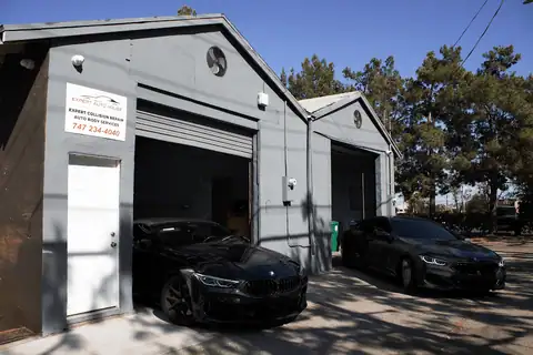 EXPERT AUTO HOUSE in Burbank