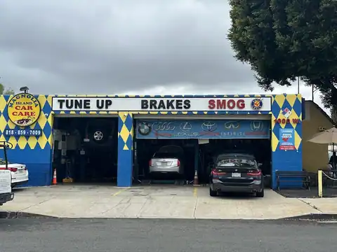 Magnolia Island Car Care in Burbank