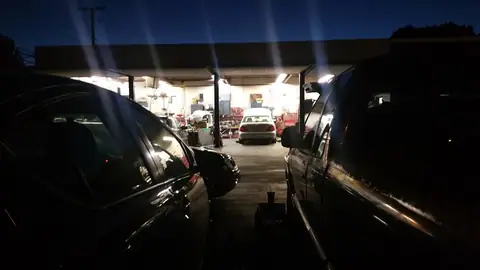 R & R Auto Repair - Burbank in Burbank
