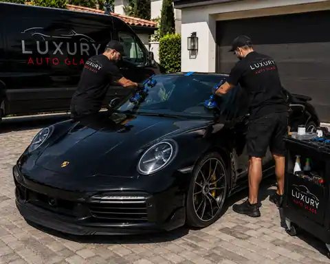 LA Luxury Auto Glass in Calabasas
