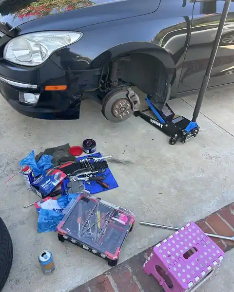 Vasilii Mobile Mechanic LA in Calabasas