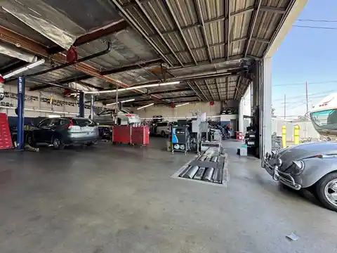 Am-Ko Complete Auto Care in Canoga Park