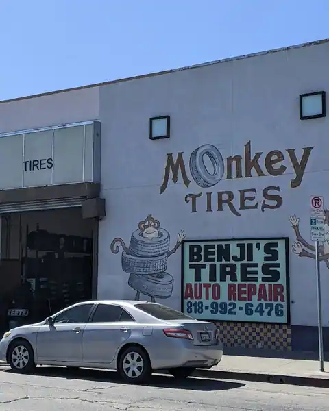 Benji's Tires & Auto Repair in Canoga Park