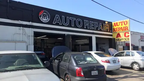 MT Auto Repair in Canoga Park