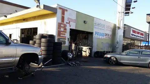 Tires Buy Mark in Canoga Park