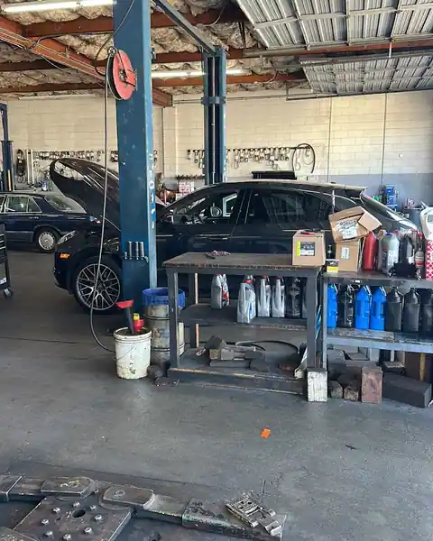 United Auto Works in Canoga Park
