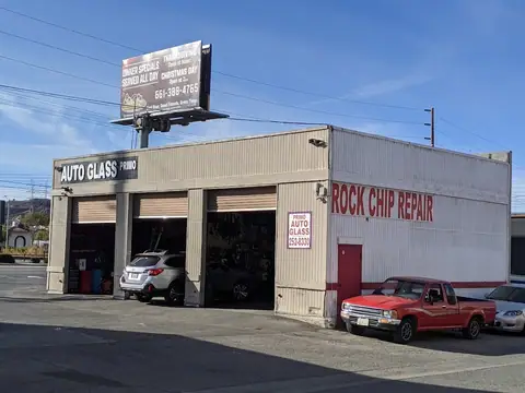 Primo Auto Glass in Canyon Country