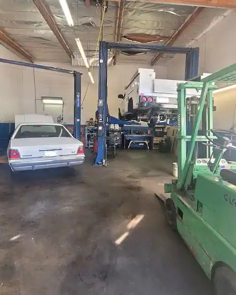 SCV Auto Specialist in Canyon Country