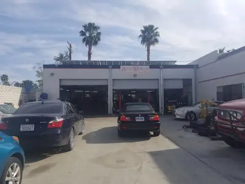 Auto Worxs in Cathedral City