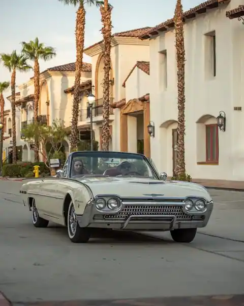 C & M Transmissions in Cathedral City