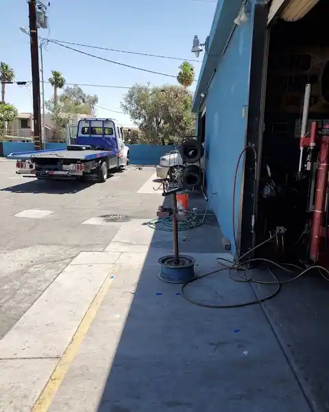 Texano Tire Shop in Cathedral City