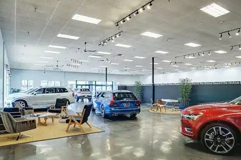 Volvo Cars Palm Springs in Cathedral City