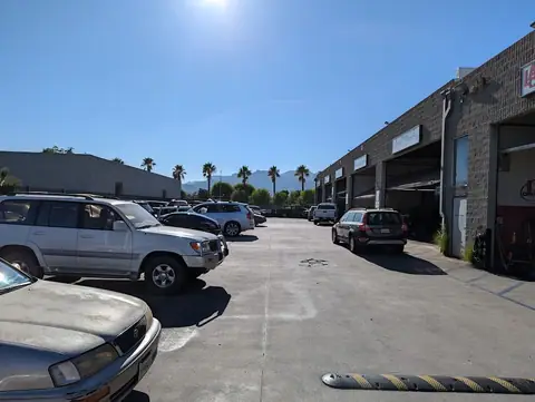 L A's Auto Repair in Chatsworth