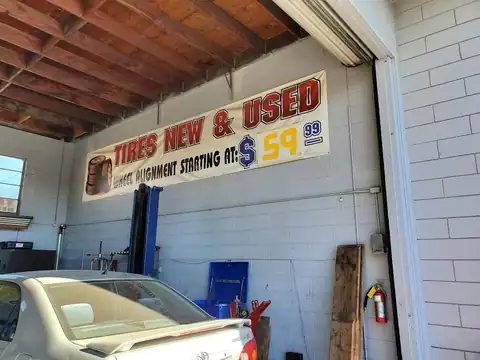 Chino 輪胎店Sergio's Tires in Chino