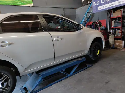 Rosales Tire Service in Coachella