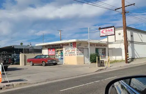 D&B Smog & Auto Repair in Colton