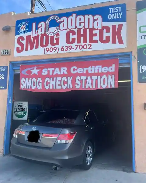 La Cadena Smog Check in Colton