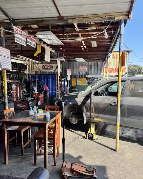 Ralda's Tires and Auto Repair in Compton