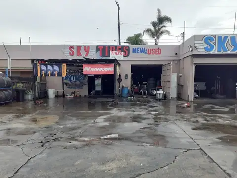 Sky Auto Repair in Compton