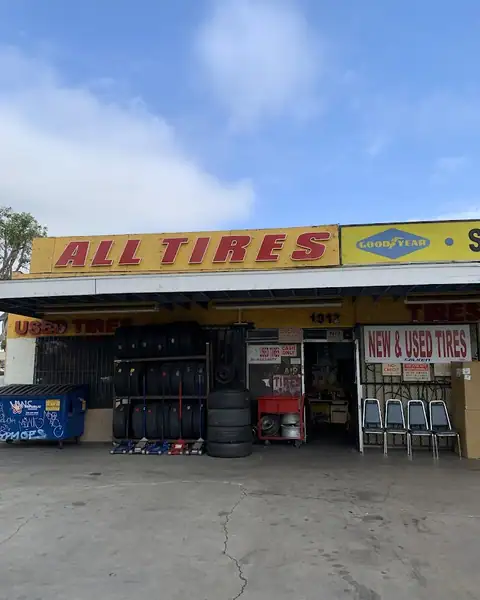 World Auto Tires in Compton