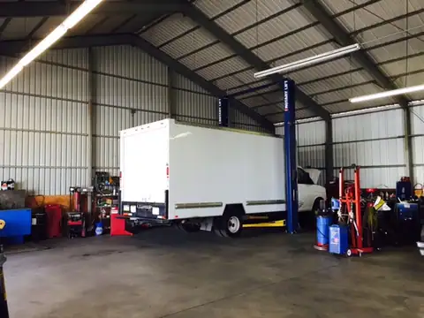 Corona Fleet & Automotive Repair in Corona