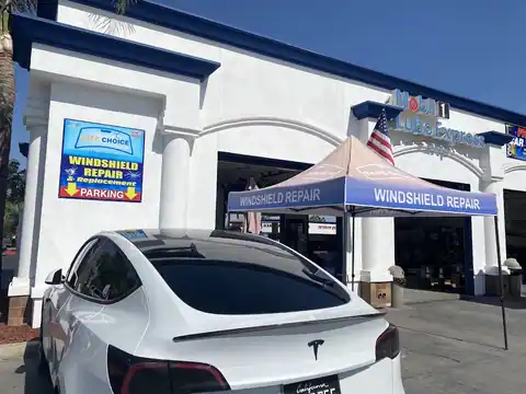 Safe Choice Auto Glass (Windshield Replacement Specialists) in Corona