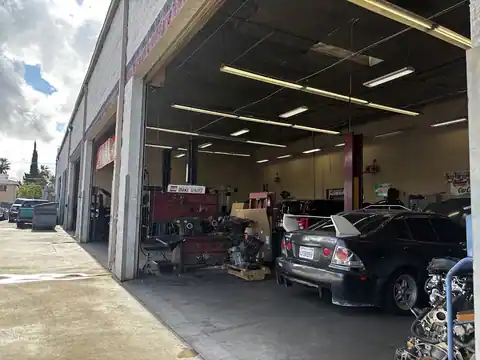 Leo Brown's Complete Auto Care in Covina
