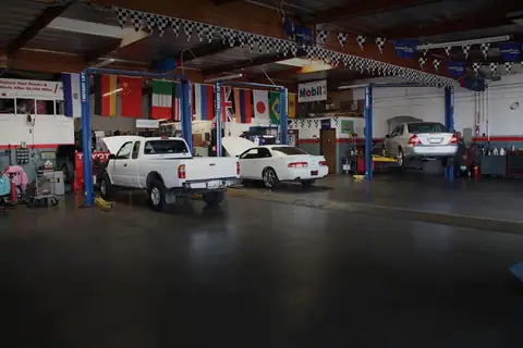 TL Motors, Inc. in Covina