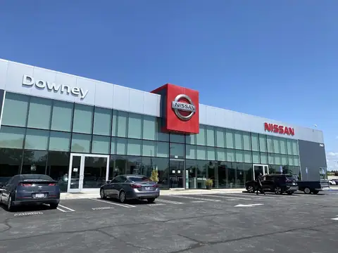 Downey Nissan in Downey