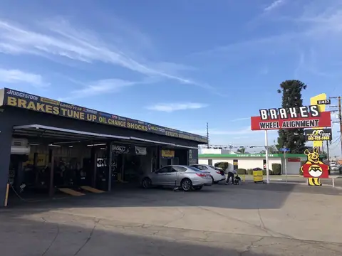 MULTI TIRES AUTO CENTER INC in Downey