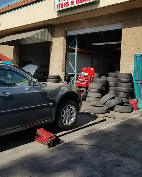 Ovi's Tires and Brakes in El Monte