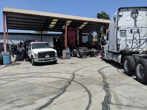 Best bro’s diesel truck repair in Fontana