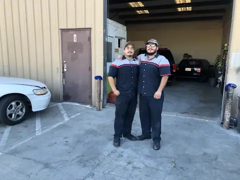 Docs auto repair and detailing in Fontana