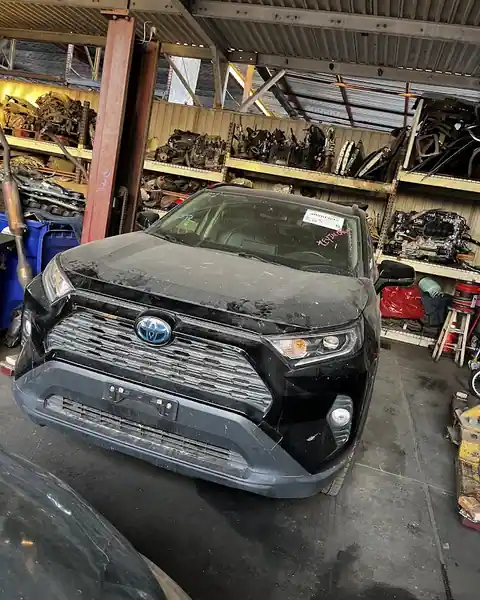 Master Auto Repair in Fontana