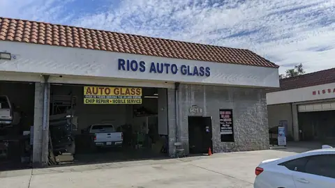 Rios Auto Glass in Fontana