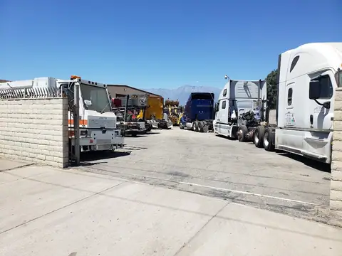 Torres Truck Repair & Road Services in Fontana
