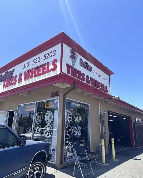 2 Brothers Tire Services in Gardena
