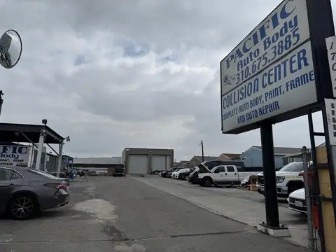 Pacific Auto Body in Gardena