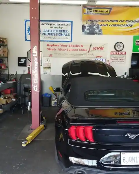 Advance Auto Repair in Glendale