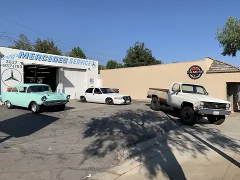 Brady's Mercedes Services in Glendale