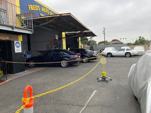 Fred's Auto Services in Glendale
