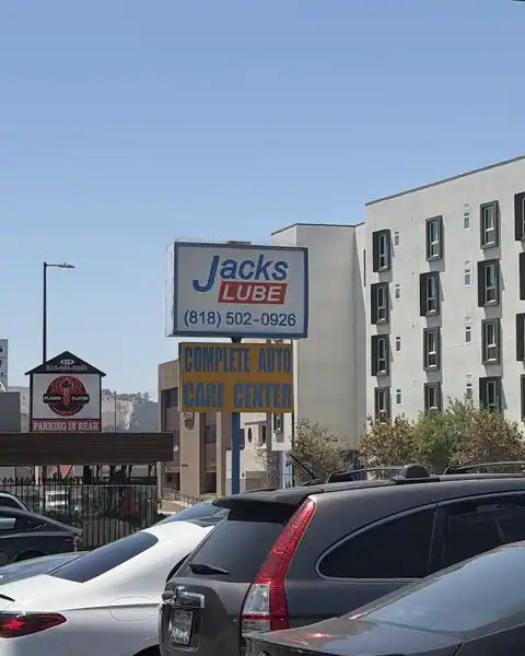 Jacks Lube Inc Oil Service Auto Repair Shop in Glendale