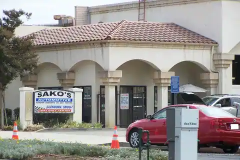Sako's Automotive in Glendora
