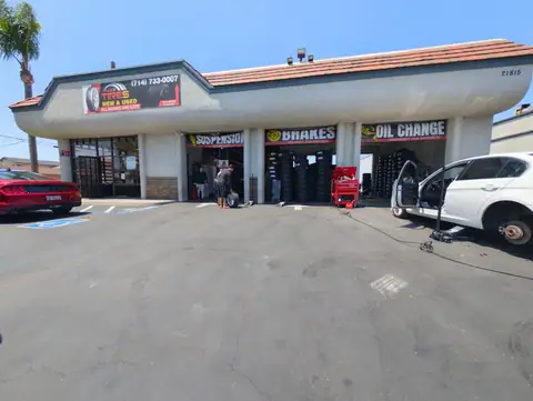 Alex Tires Inc in Hawaiian Gardens