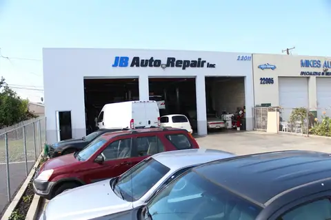 JB Auto Repair Inc in Hawaiian Gardens