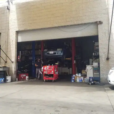 Jerry's Radiator And Kim's Auto Repair in Hawaiian Gardens